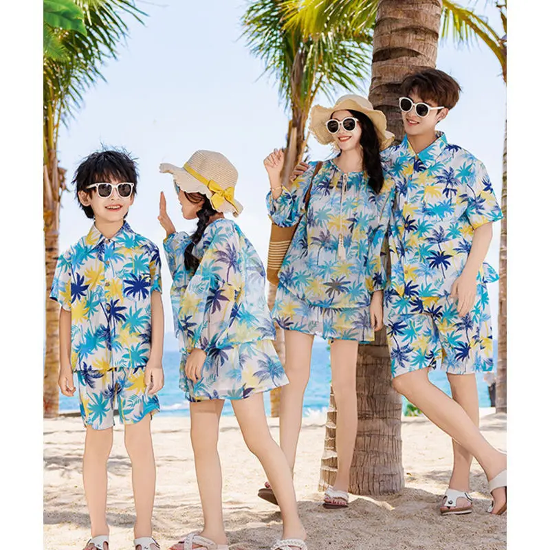 Family Vacation Look Matching  - огляд і ціна Plant Parental