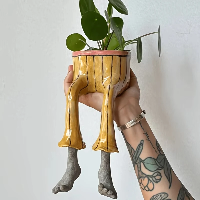 Whimsical Resin Leggy Planter  - огляд і ціна Plant Parental